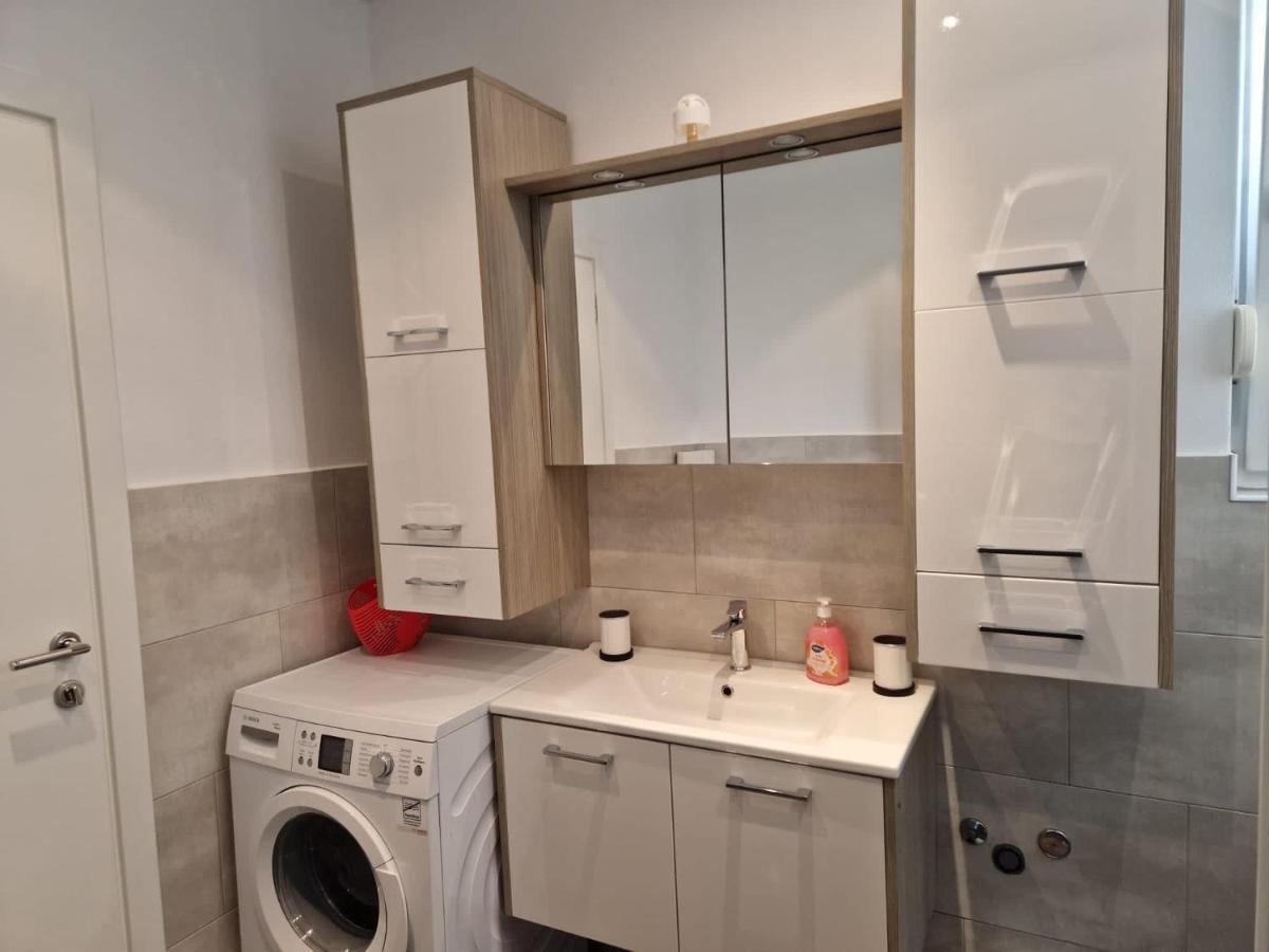 Apartment Luca プーラ エクステリア 写真